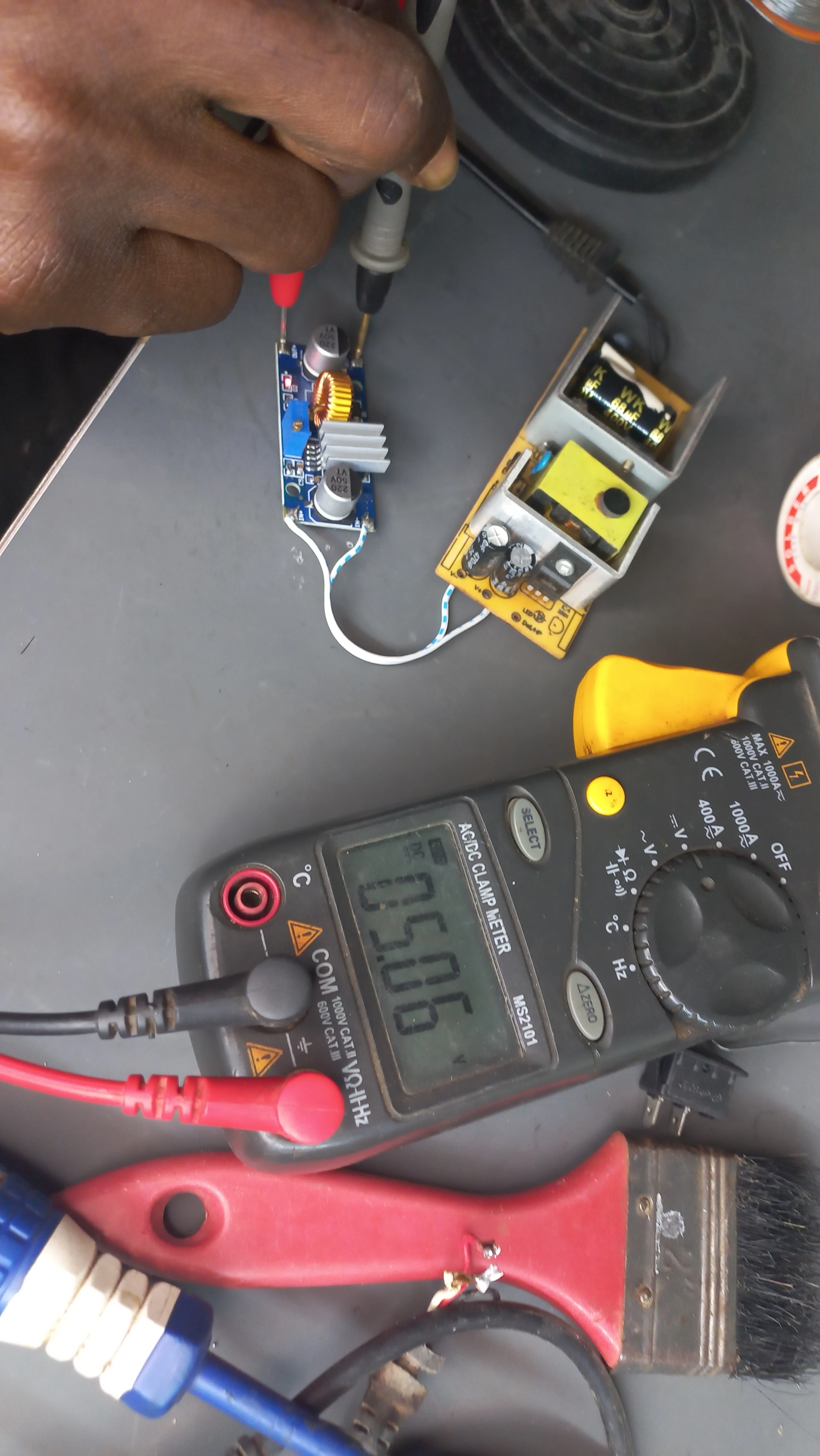 Voltage output verification — reading 4
