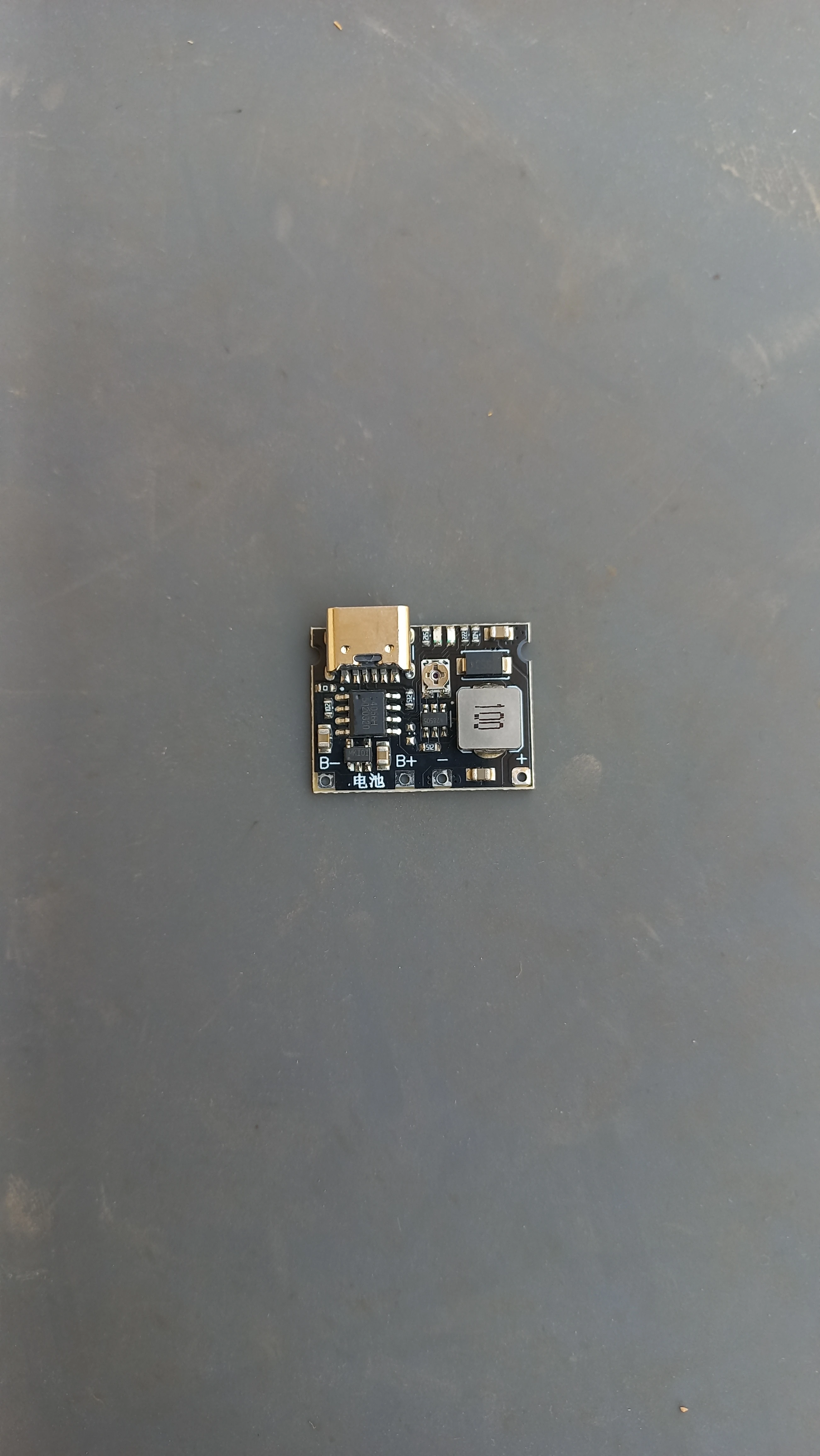 LX-LCBST USB-C LiPo charger front
