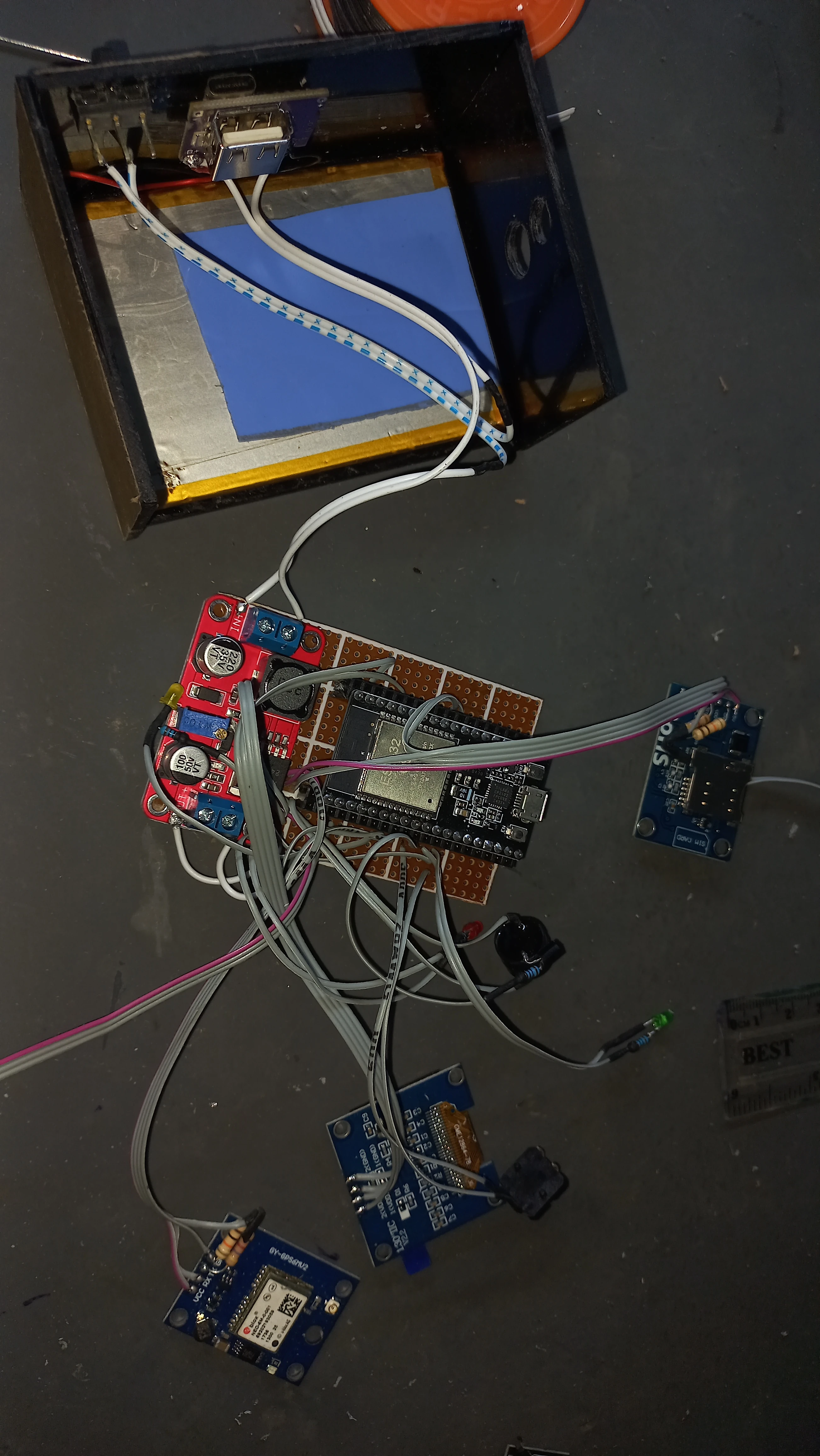System in black electronic project box enclosure with all modules connected